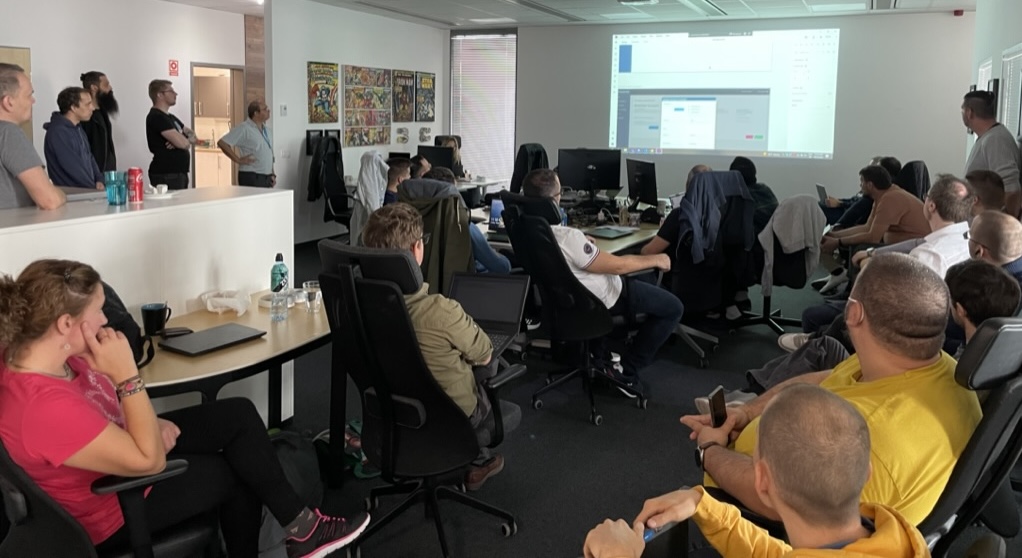 Arenim demo day presentation in the Arenim office